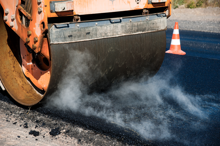 Asphalt paving operation